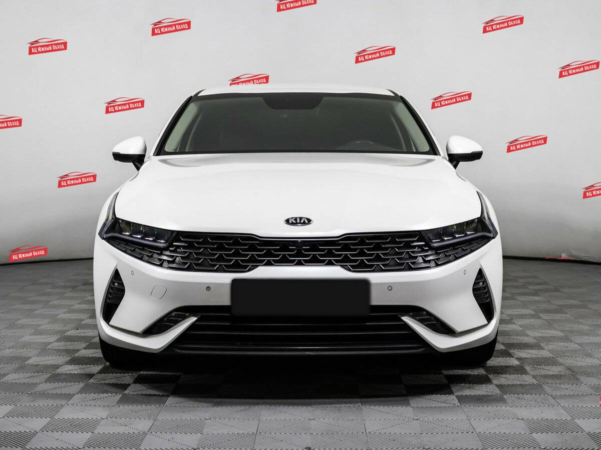 Купить Kia K5 с пробегом. Фото: #1