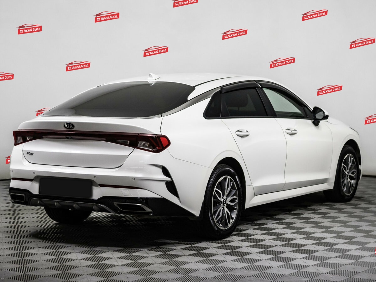 Купить Kia K5 с пробегом. Фото: #3