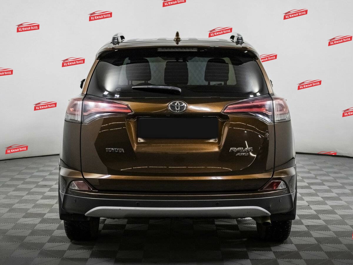 Купить Toyota RAV4 с пробегом. Фото: #4