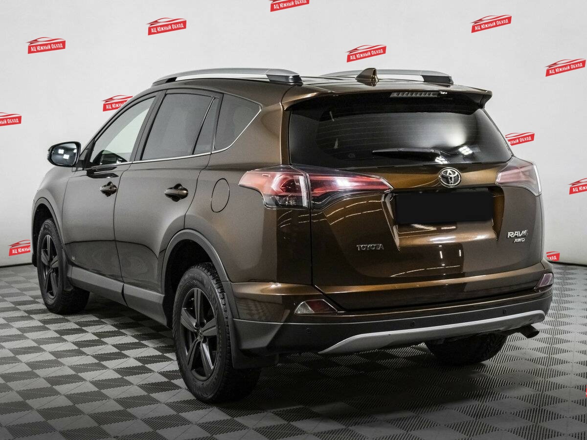 Купить Toyota RAV4 с пробегом. Фото: #5