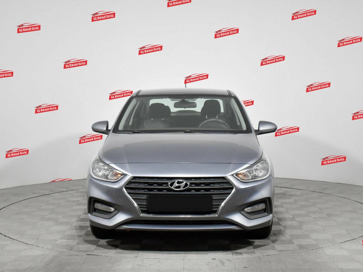 Купить Hyundai Solaris с пробегом. Фото: #1