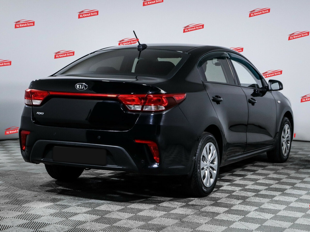 Купить Kia Rio с пробегом. Фото: #3