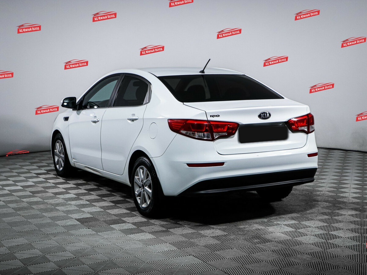 Купить Kia Rio с пробегом. Фото: #5