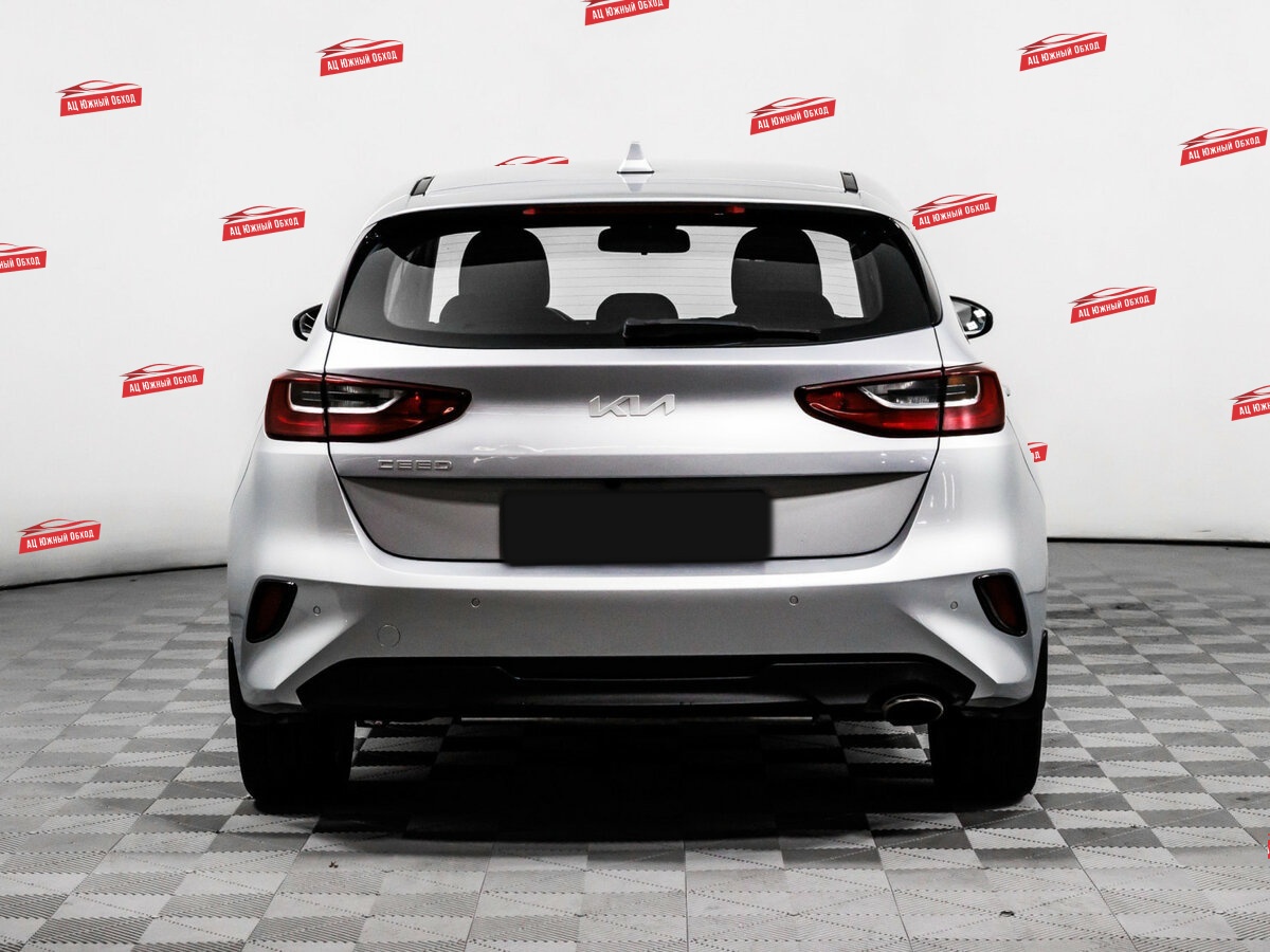 Купить Kia Ceed с пробегом. Фото: #5
