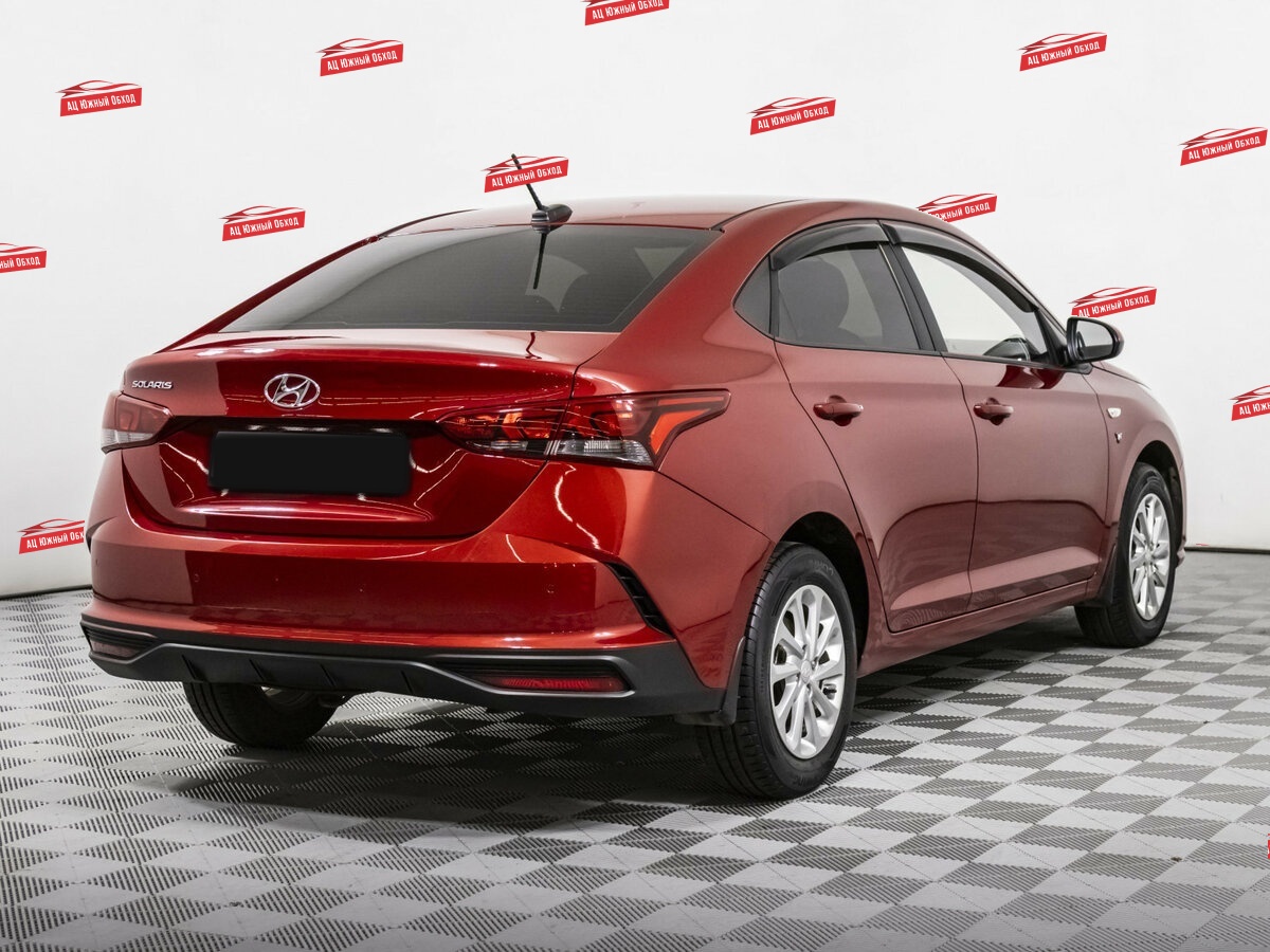Купить Hyundai Solaris с пробегом. Фото: #4