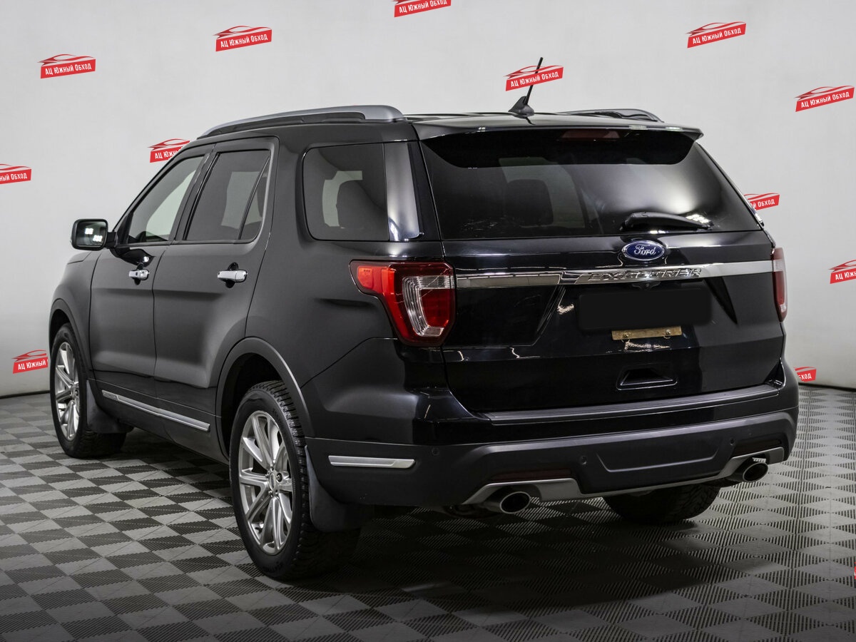 Купить Ford Explorer с пробегом. Фото: #5