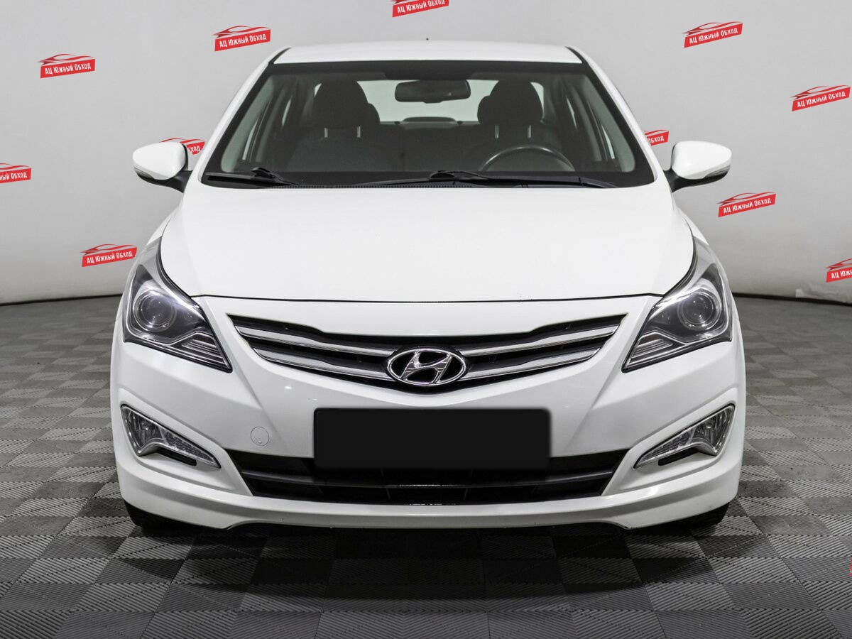 Купить Hyundai Solaris с пробегом. Фото: #1