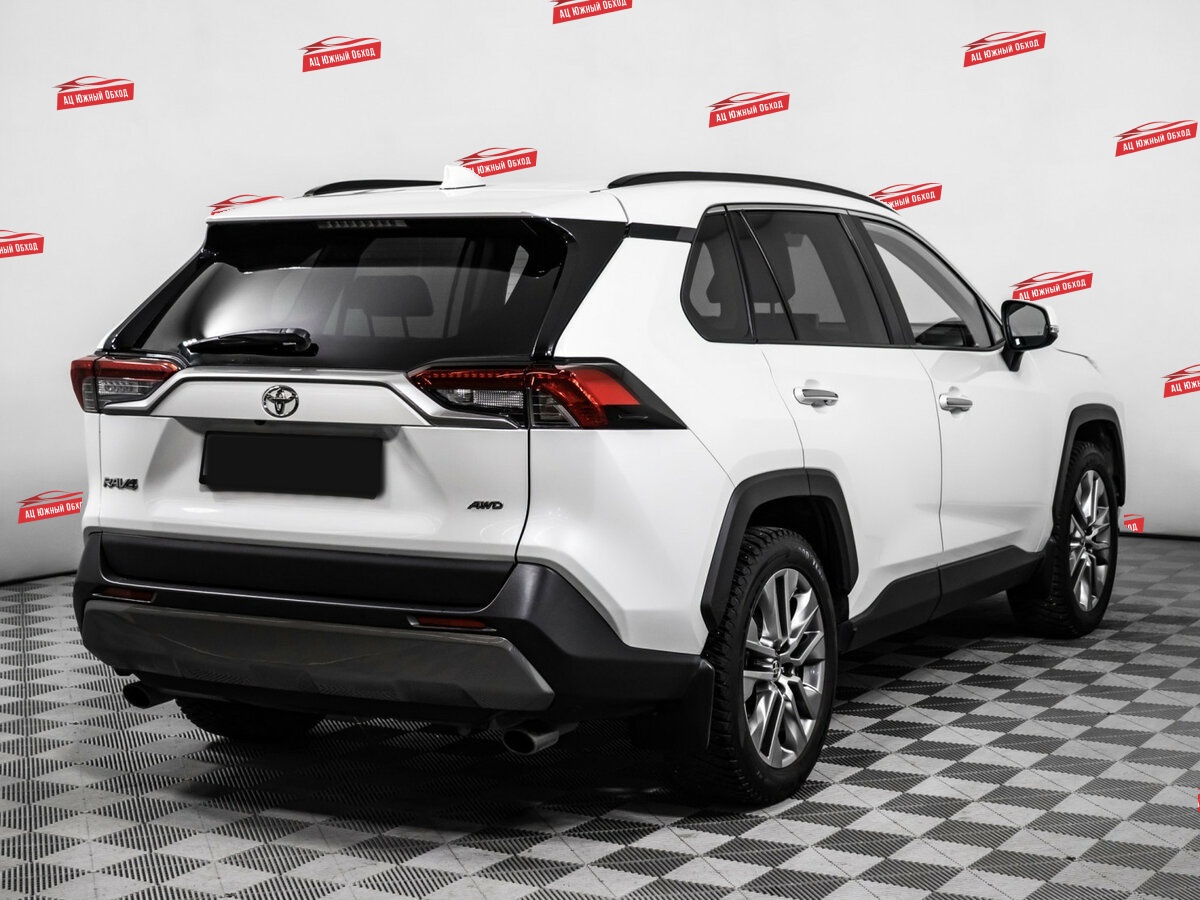 Купить Toyota RAV4 с пробегом. Фото: #3
