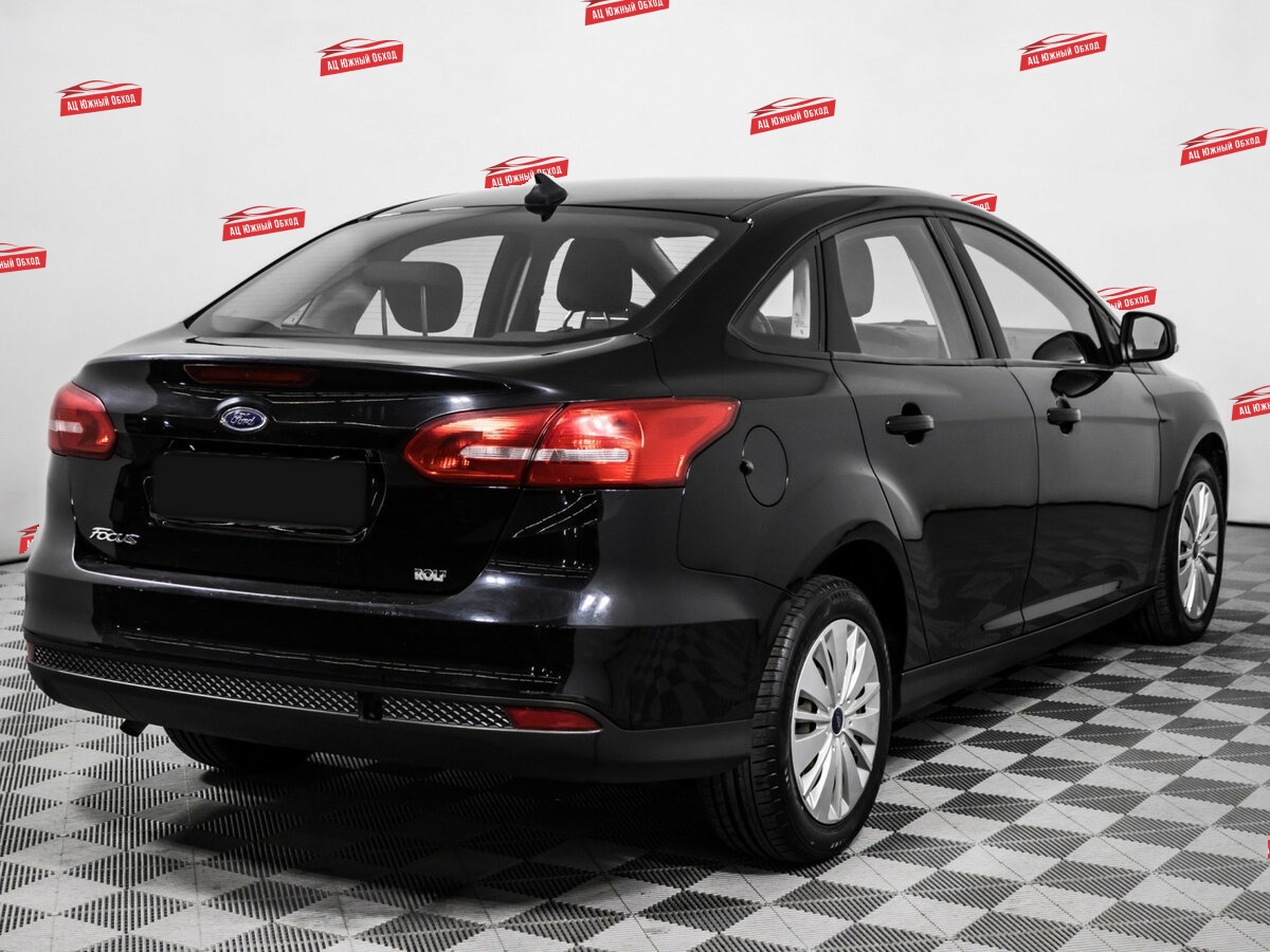 Купить Ford Focus с пробегом. Фото: #4