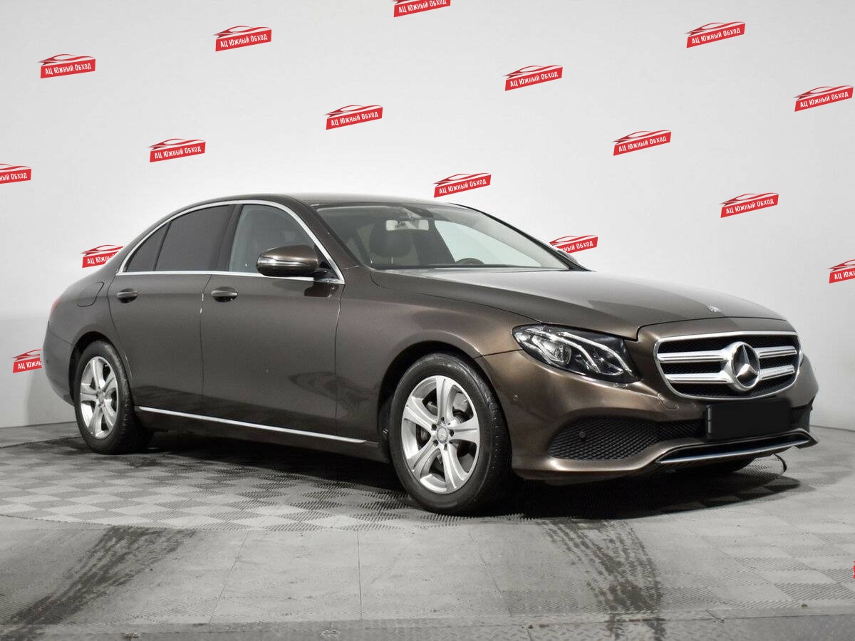 Купить Mercedes-Benz E-Класс с пробегом. Фото: #2