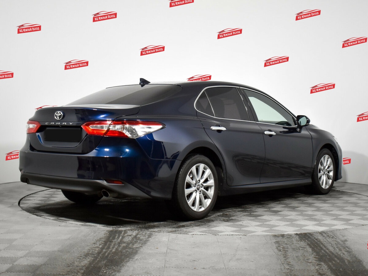 Купить Toyota Camry с пробегом. Фото: #3
