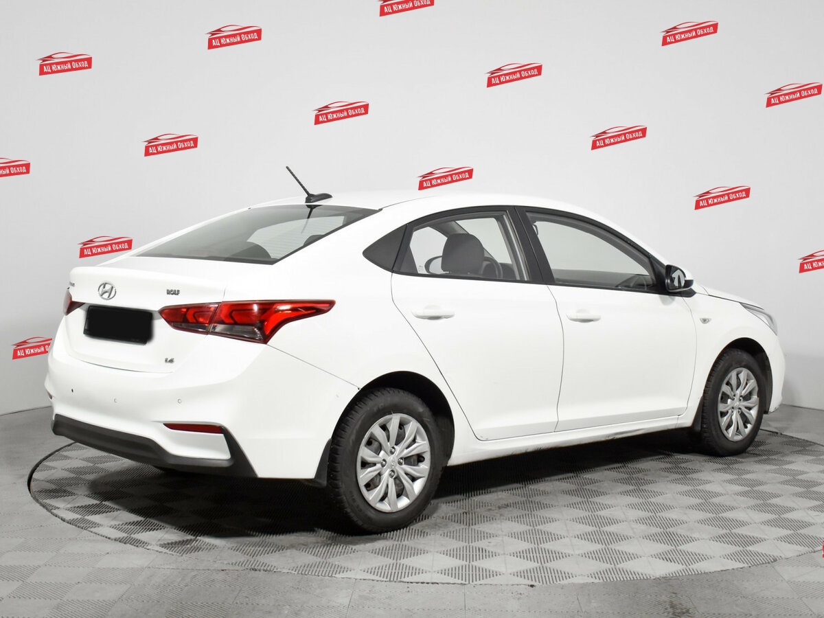 Купить Hyundai Solaris с пробегом. Фото: #4