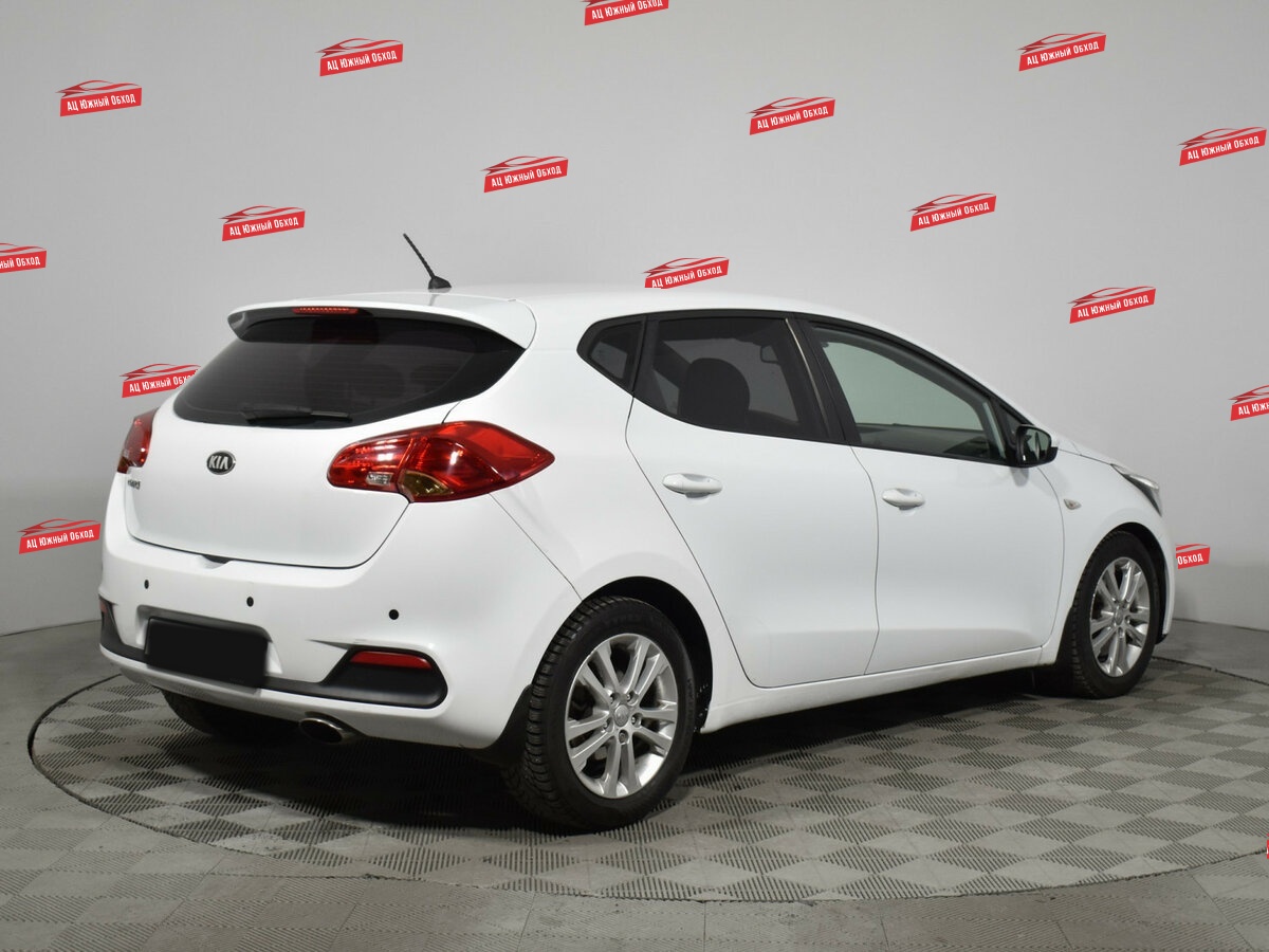 Купить Kia Ceed с пробегом. Фото: #4