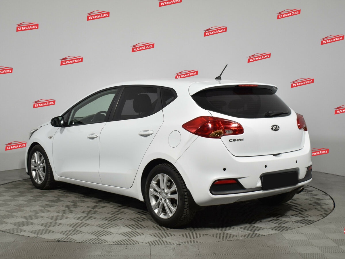 Купить Kia Ceed с пробегом. Фото: #6