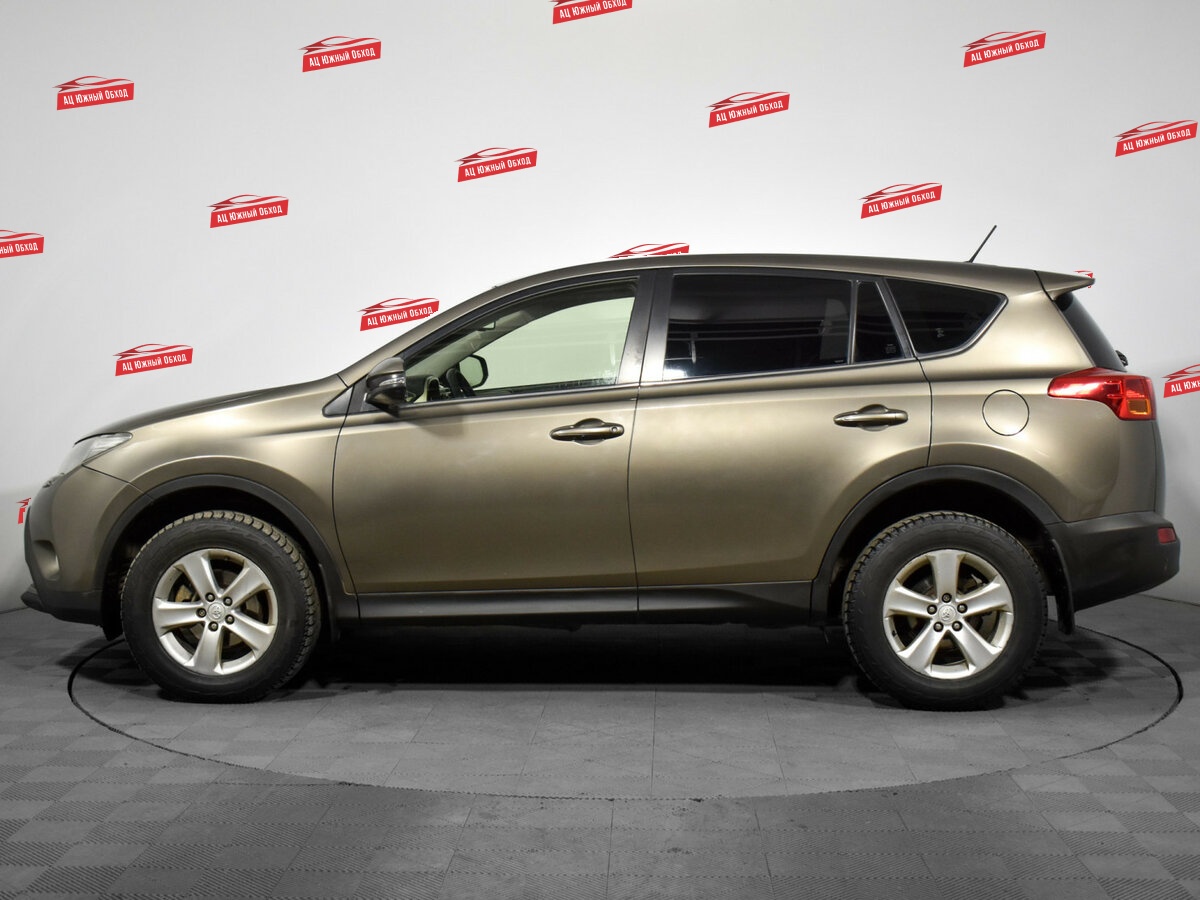 Купить Toyota RAV4 с пробегом. Фото: #7