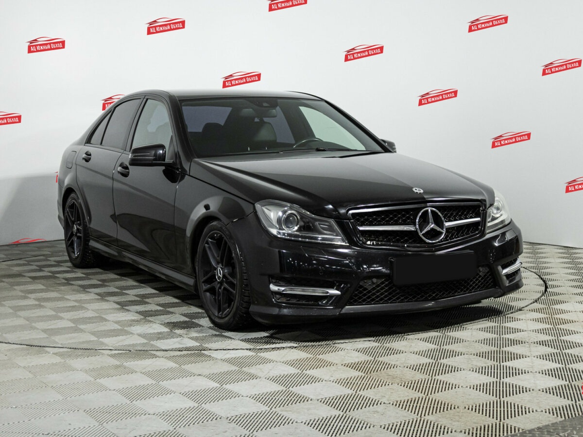 Купить Mercedes-Benz C-Класс с пробегом. Фото: #2