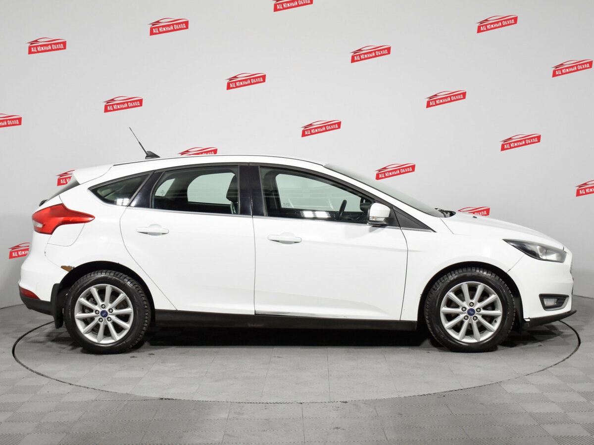 Купить Ford Focus с пробегом. Фото: #3