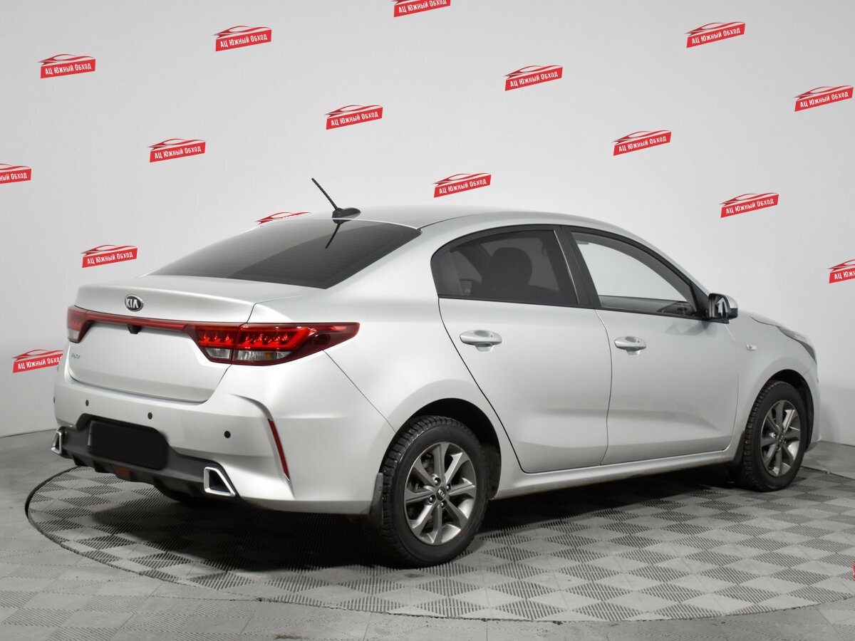 Купить Kia Rio с пробегом. Фото: #4