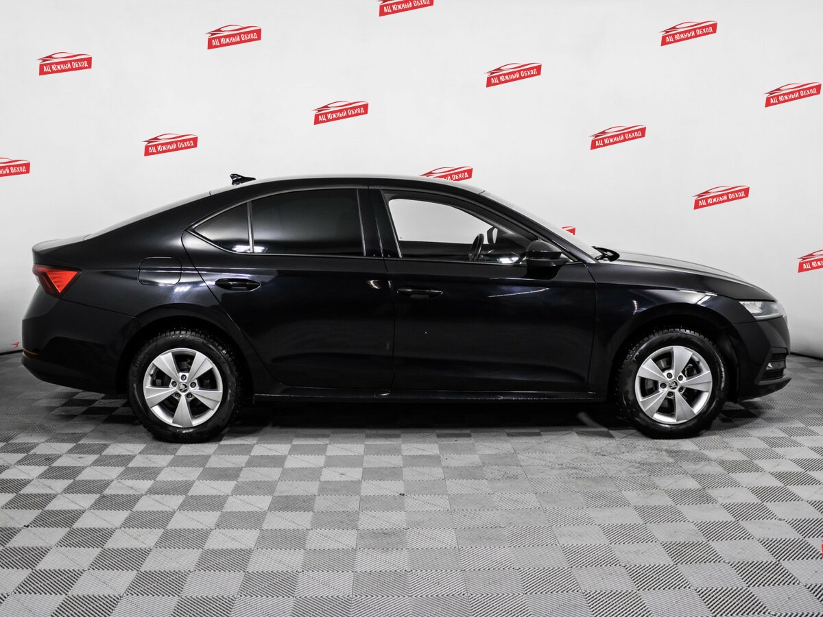 Купить Skoda Octavia с пробегом. Фото: #3