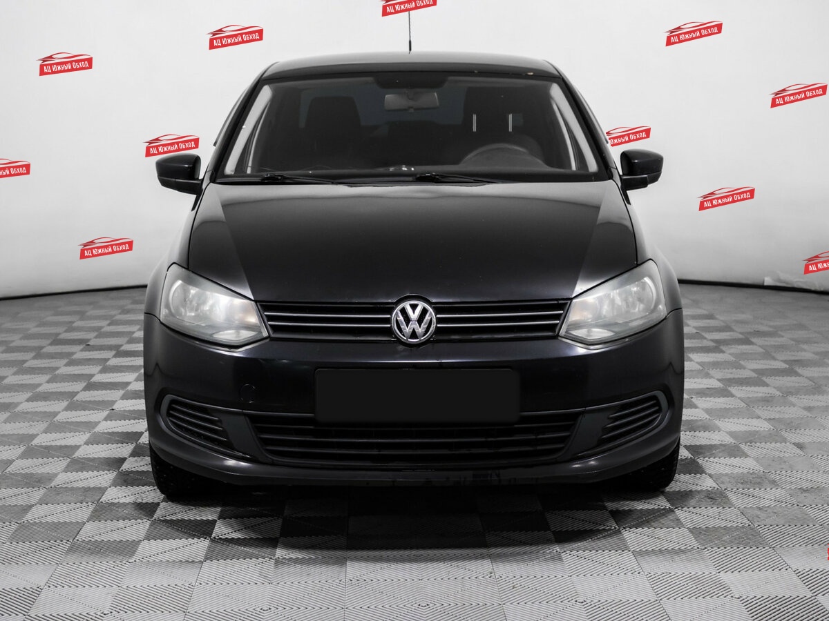 Купить Volkswagen Polo с пробегом. Фото: #1