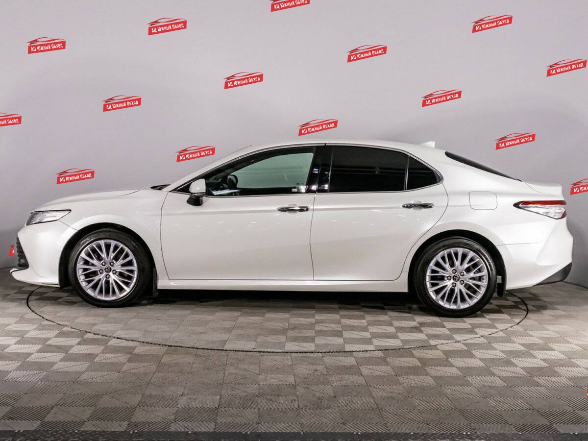 Купить Toyota Camry с пробегом. Фото: #7