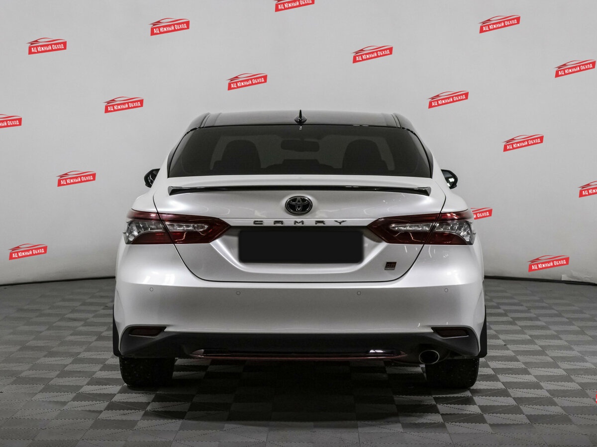 Купить Toyota Camry с пробегом. Фото: #4