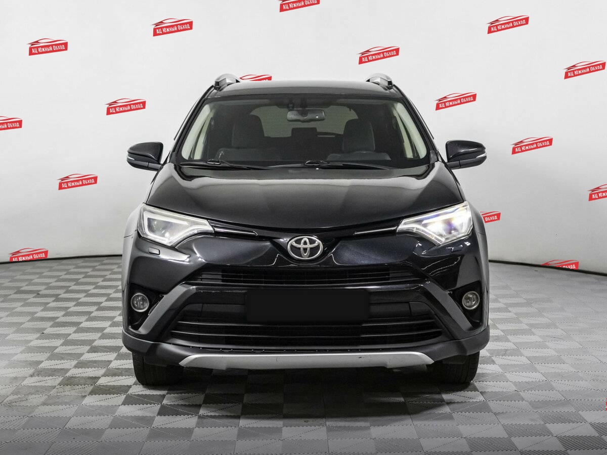 Купить Toyota RAV4 с пробегом. Фото: #1