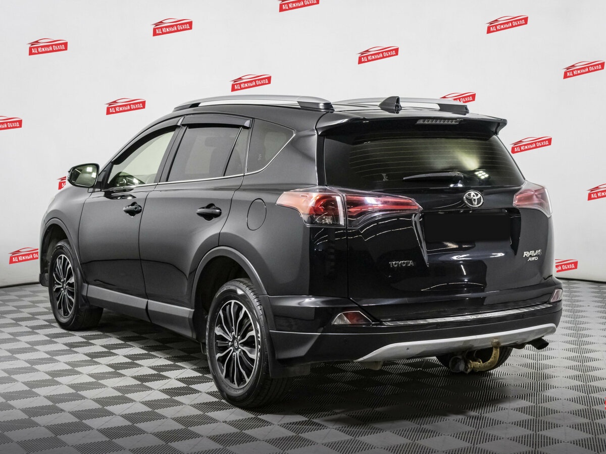 Купить Toyota RAV4 с пробегом. Фото: #6