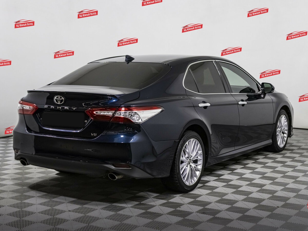 Купить Toyota Camry с пробегом. Фото: #3