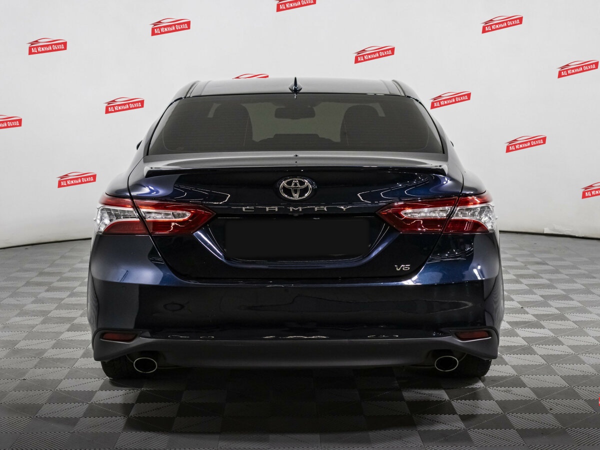 Купить Toyota Camry с пробегом. Фото: #4