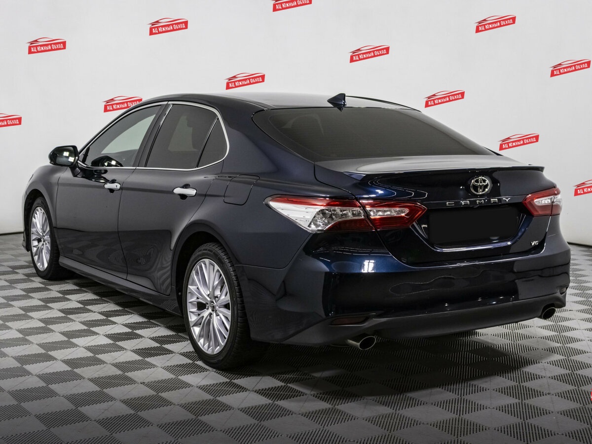 Купить Toyota Camry с пробегом. Фото: #5