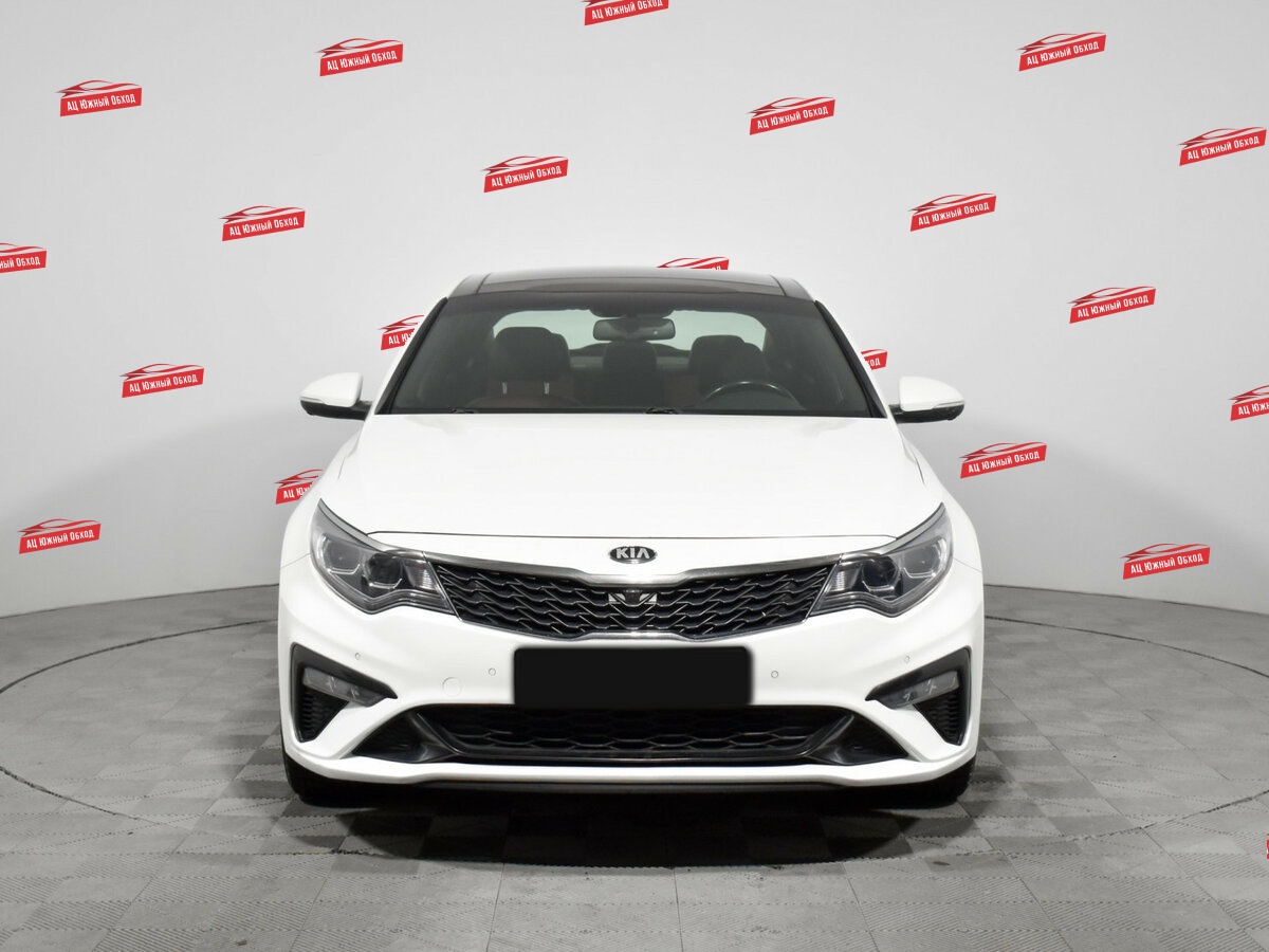 Купить Kia Optima с пробегом. Фото: #1