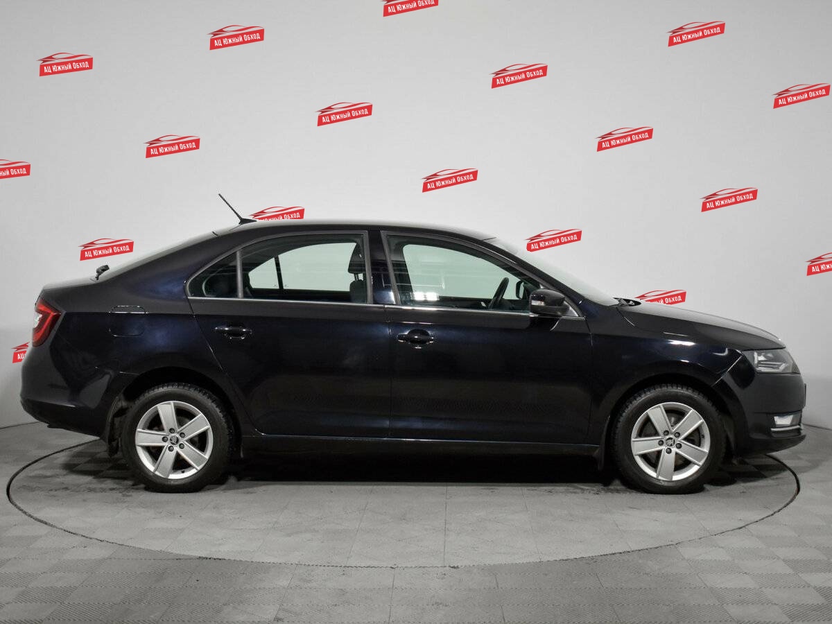 Купить Skoda Rapid с пробегом. Фото: #3