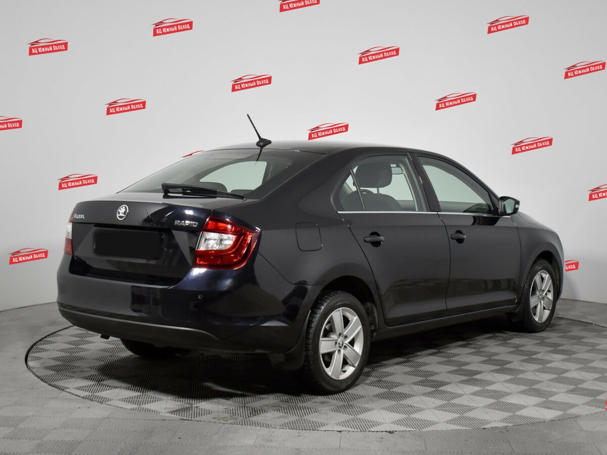 Купить Skoda Rapid с пробегом. Фото: #4