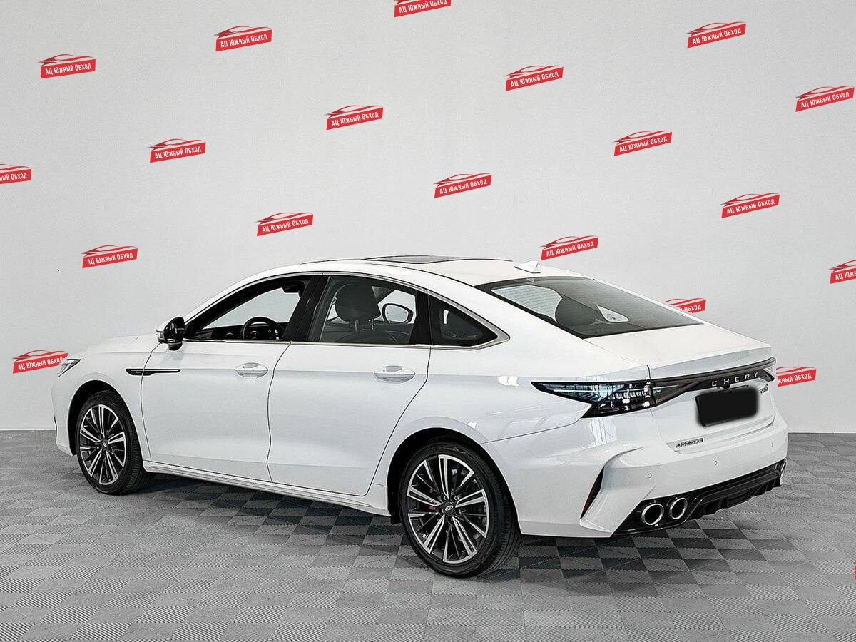 Купить Chery Arrizo 8 с пробегом. Фото: #3