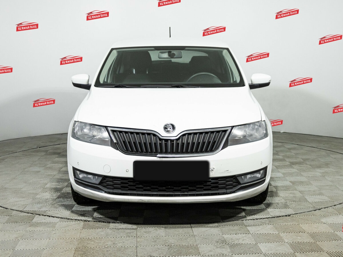 Купить Skoda Rapid с пробегом. Фото: #1