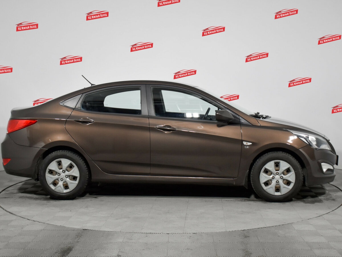 Купить Hyundai Solaris с пробегом. Фото: #3