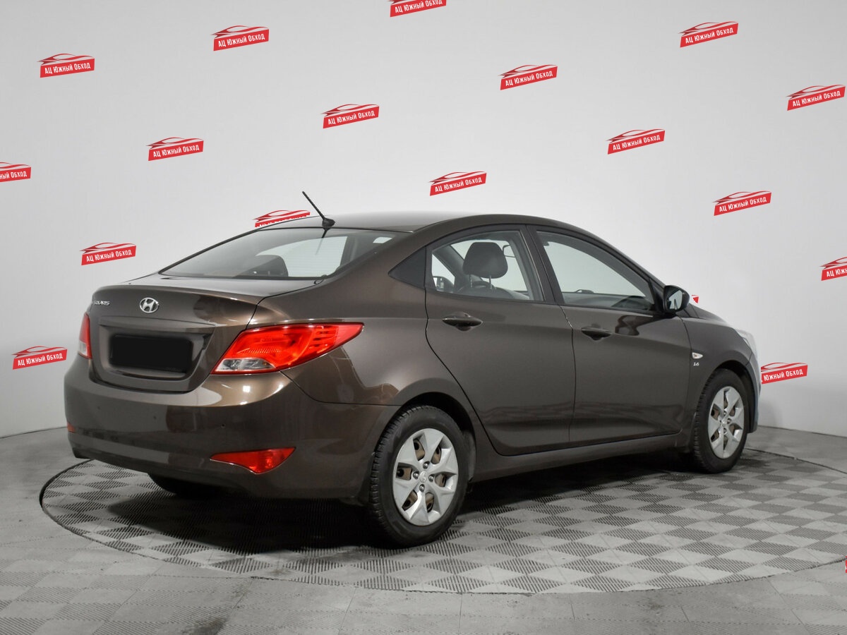 Купить Hyundai Solaris с пробегом. Фото: #4