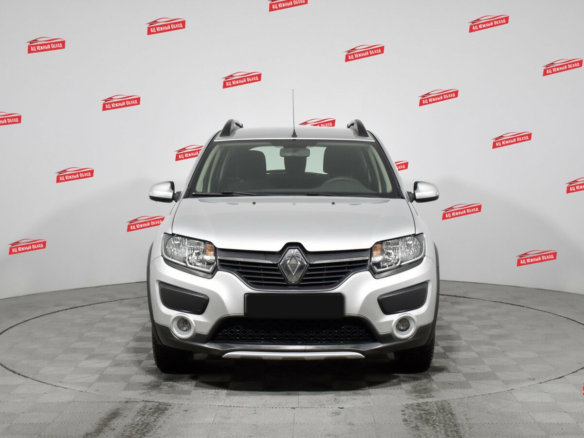 Купить Renault Sandero с пробегом. Фото: #1