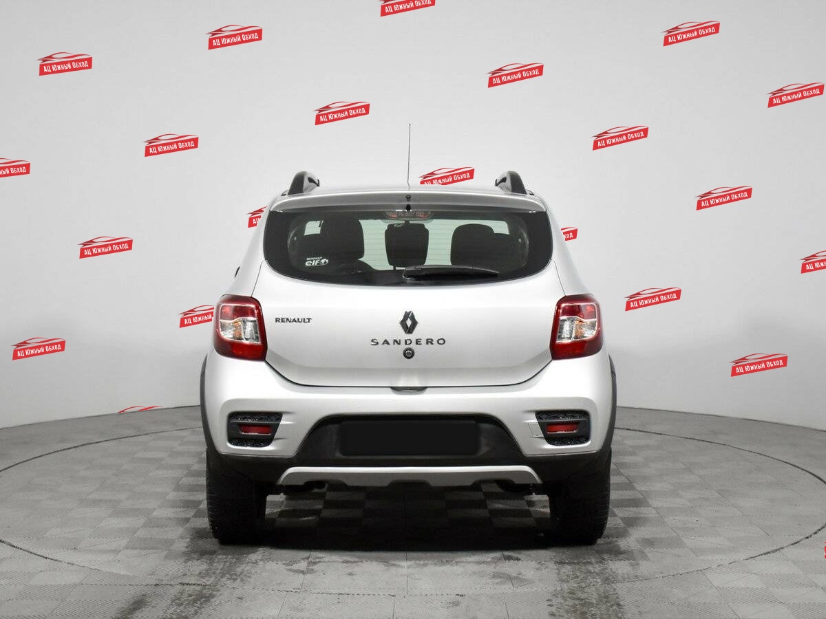 Купить Renault Sandero с пробегом. Фото: #5