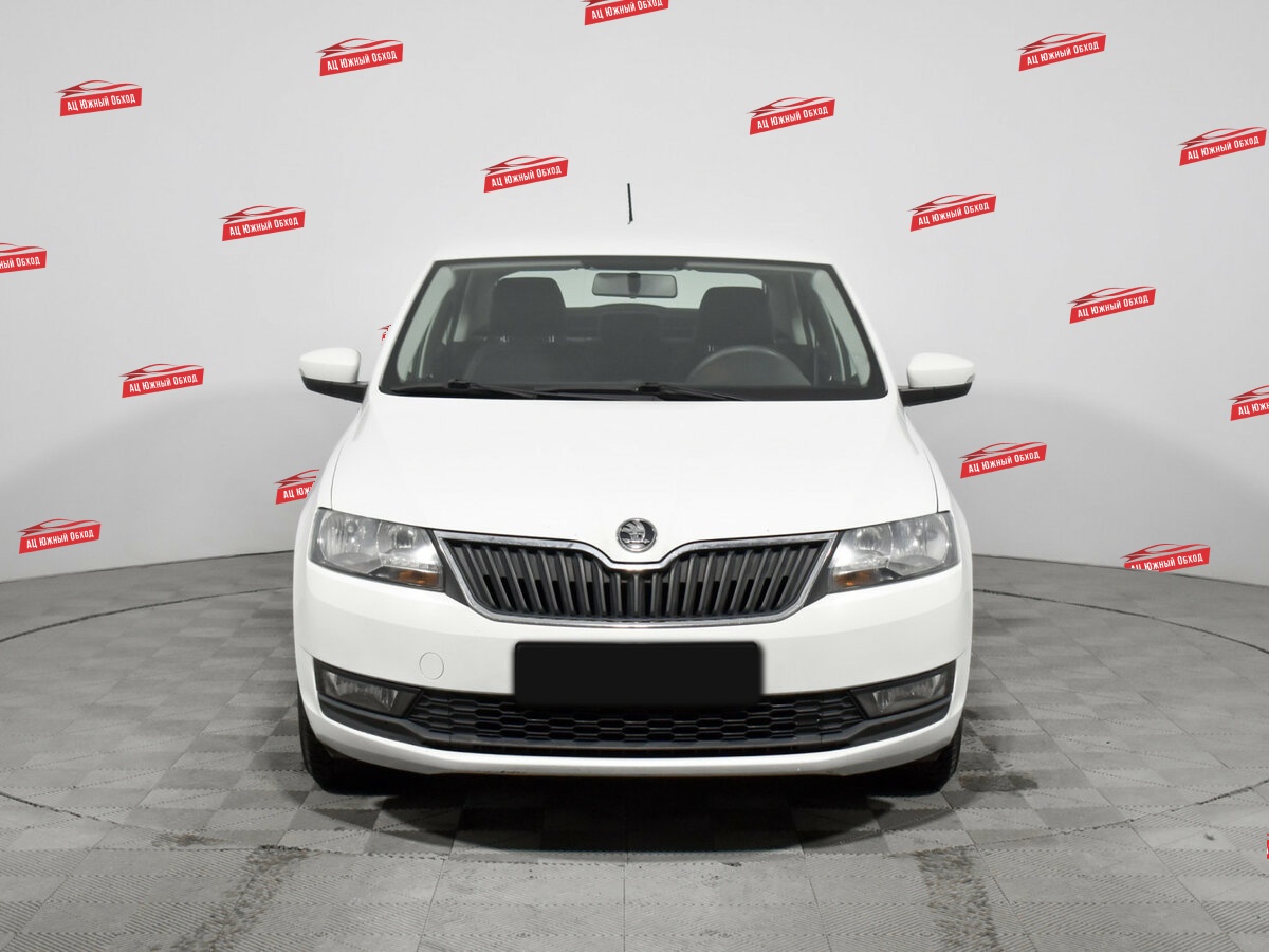 Купить Skoda Rapid с пробегом. Фото: #1