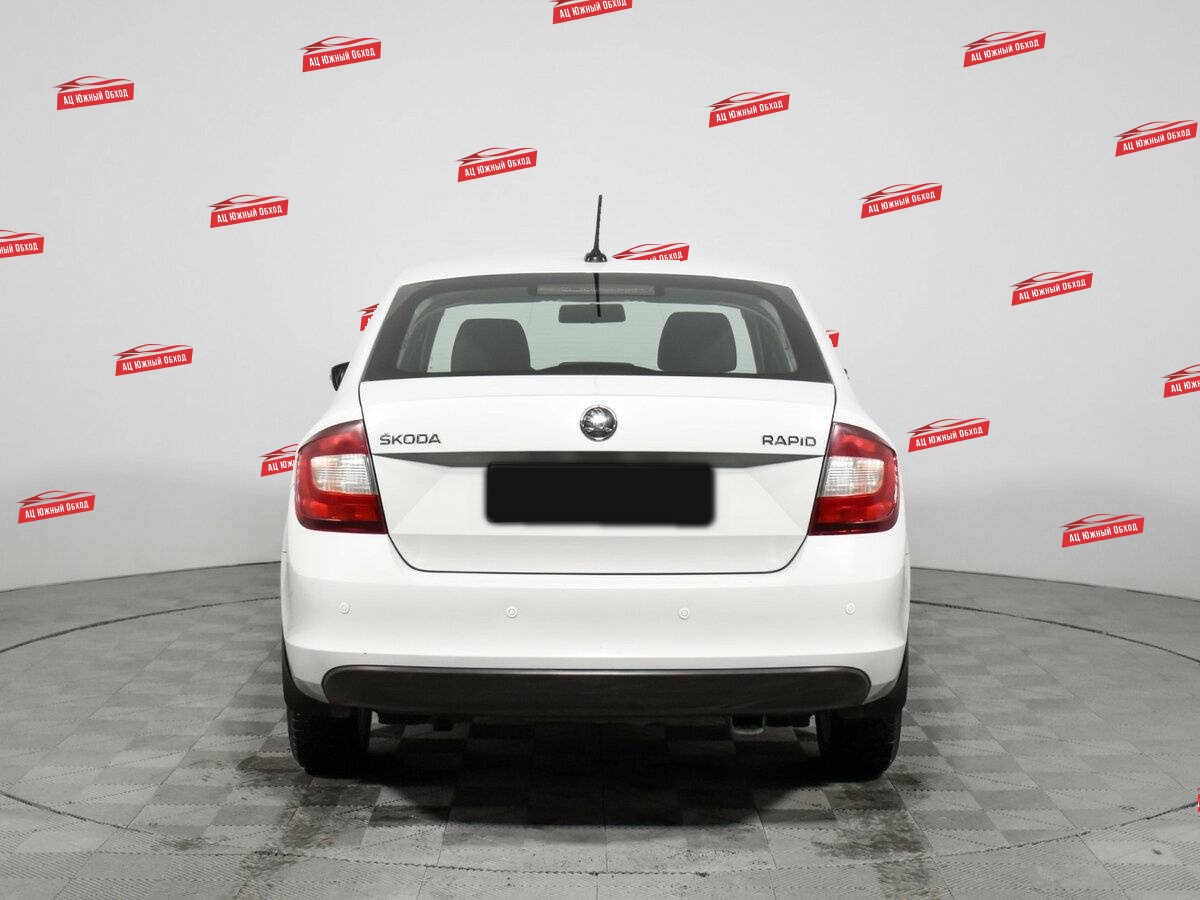Купить Skoda Rapid с пробегом. Фото: #5
