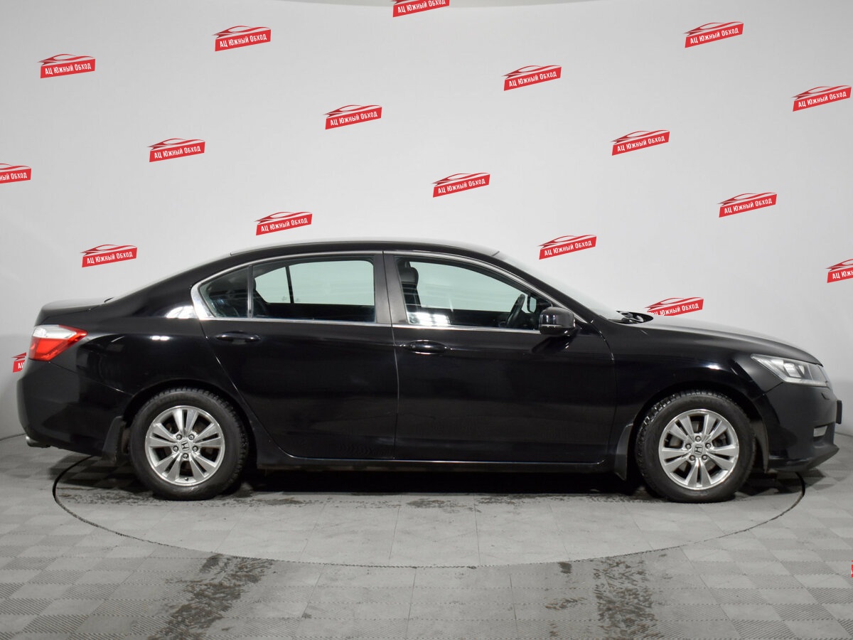 Купить Honda Accord с пробегом. Фото: #3