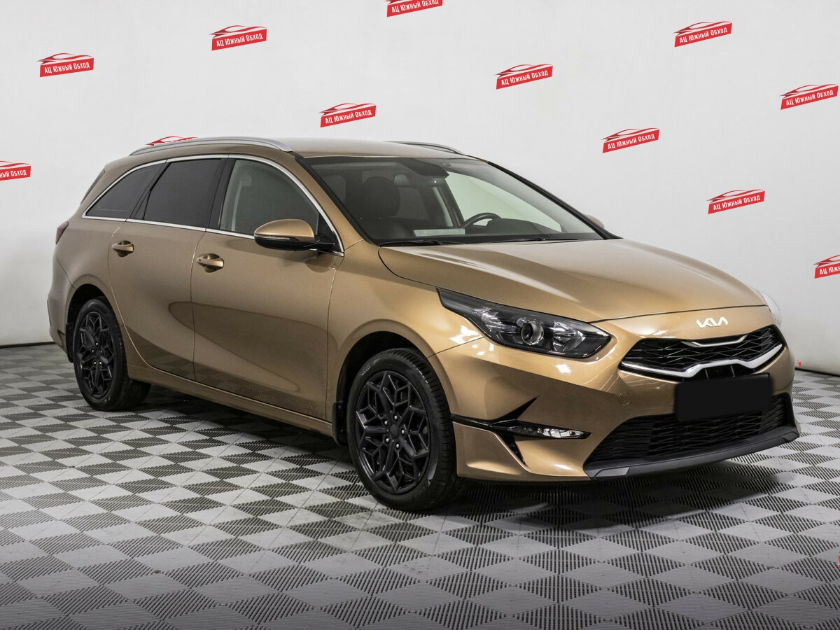 Купить Kia Ceed с пробегом. Фото: #2