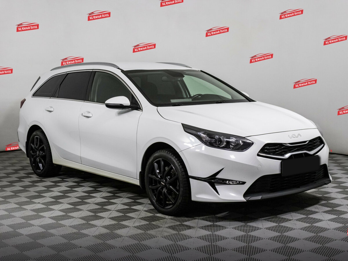Купить Kia Ceed с пробегом. Фото: #2