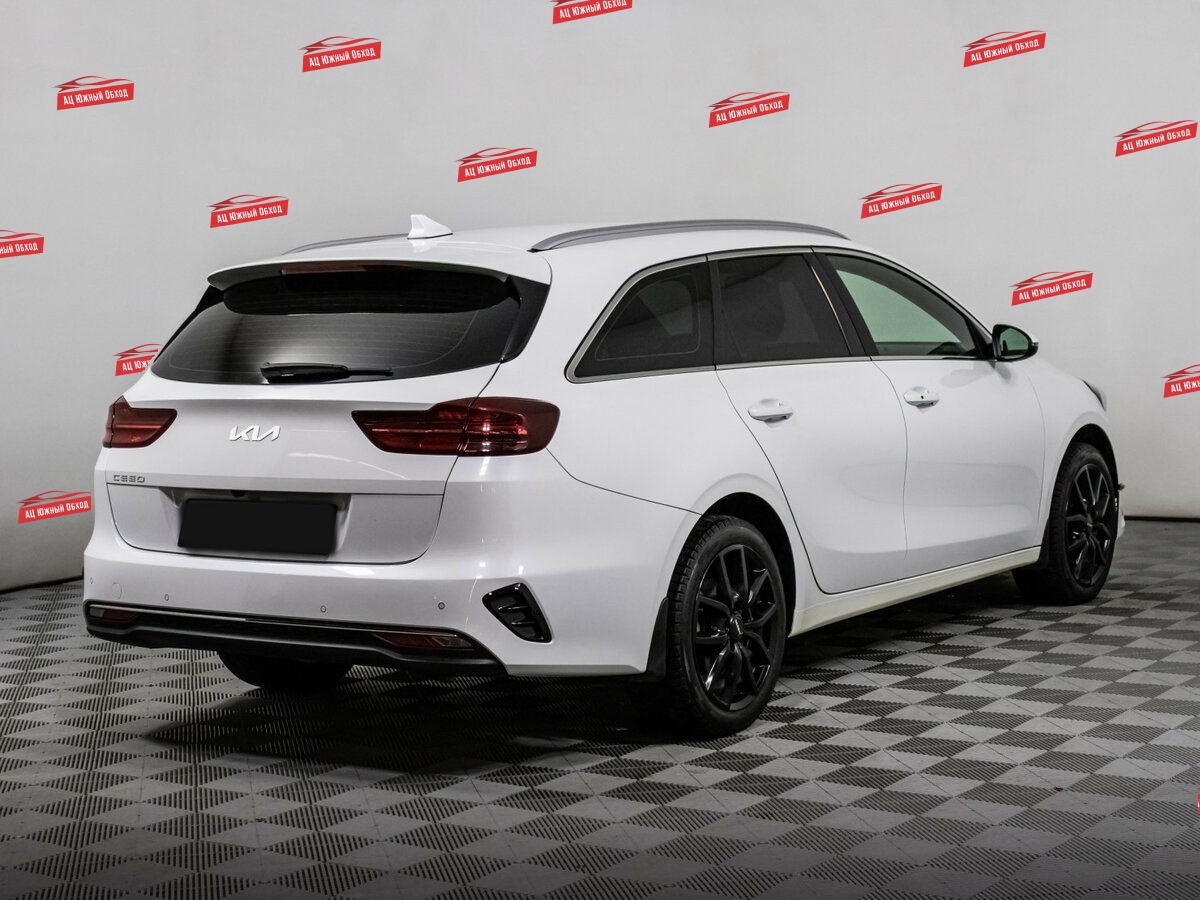 Купить Kia Ceed с пробегом. Фото: #3