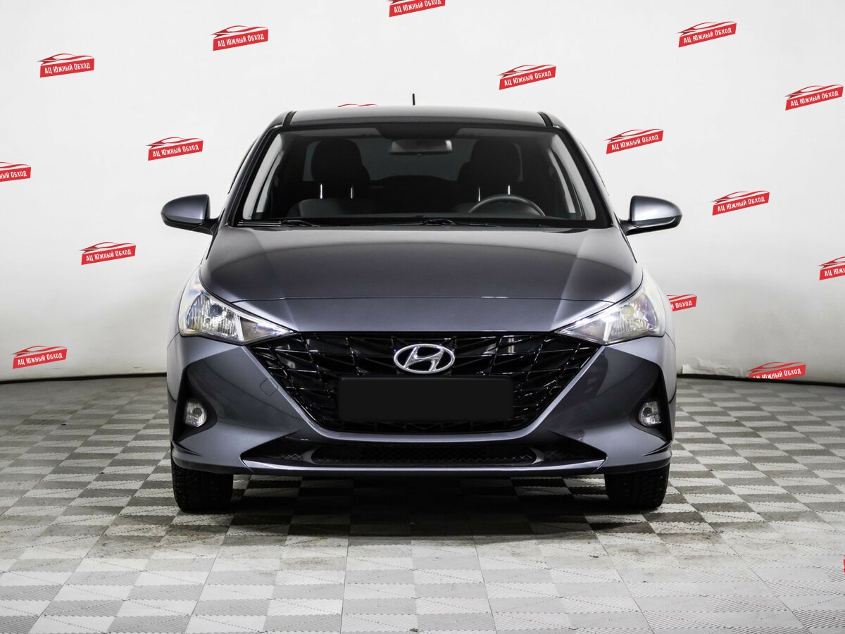 Купить Solaris HS с пробегом. Фото: #1