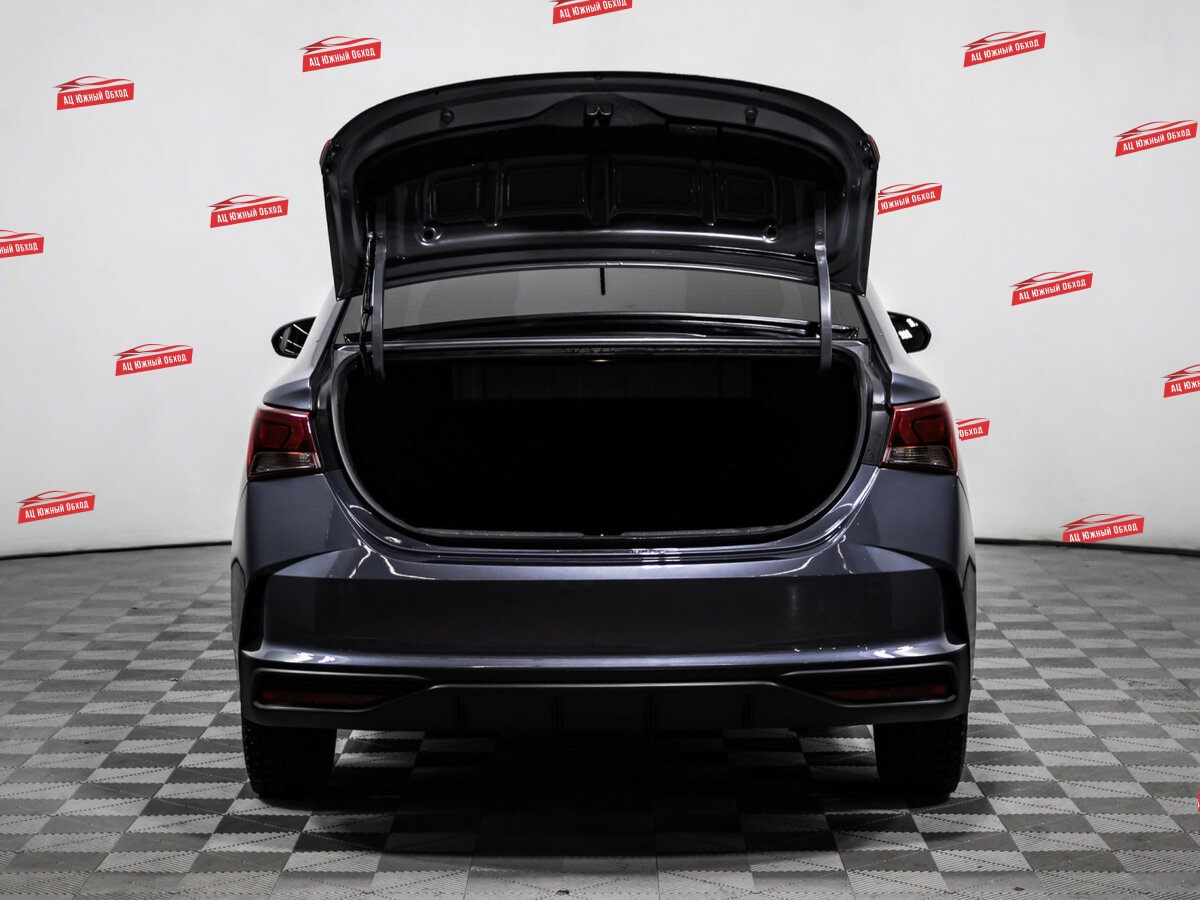 Купить Solaris HS с пробегом. Фото: #13