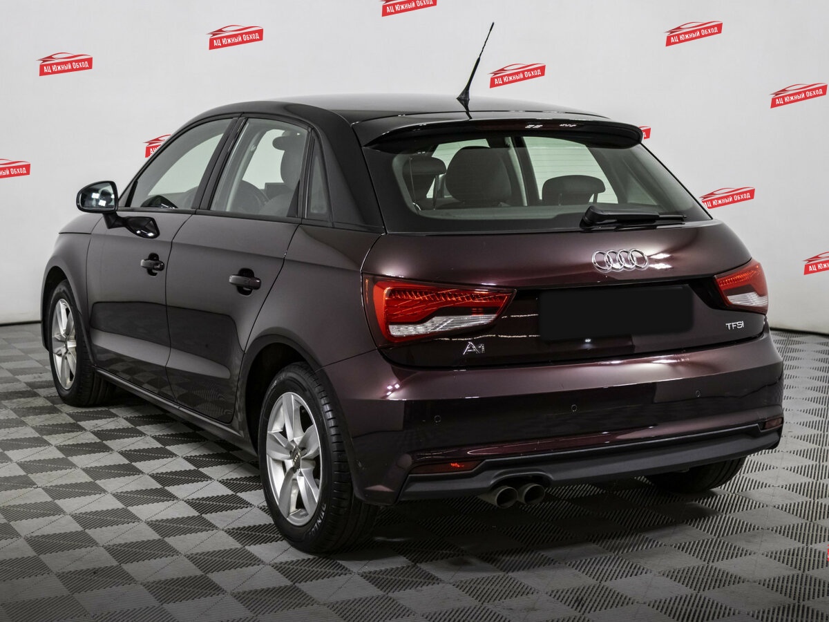 Купить Audi A1 с пробегом. Фото: #6