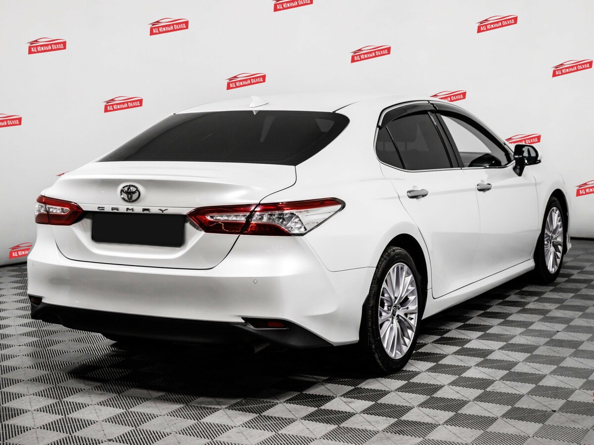 Продажа Б/У Тойота Камри. Фото: #4